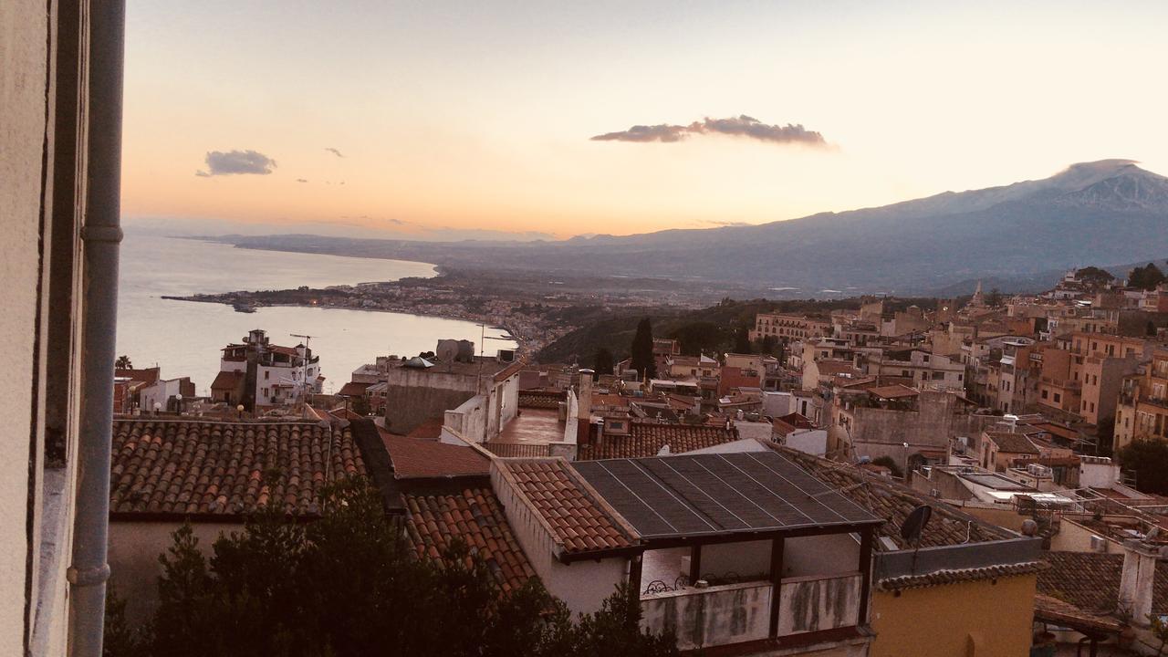 Amartia Apartments Taormina Kültér fotó