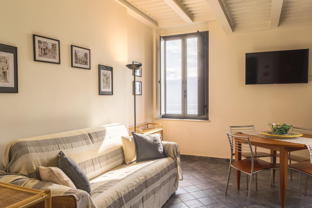 Amartia Apartments Taormina Kültér fotó