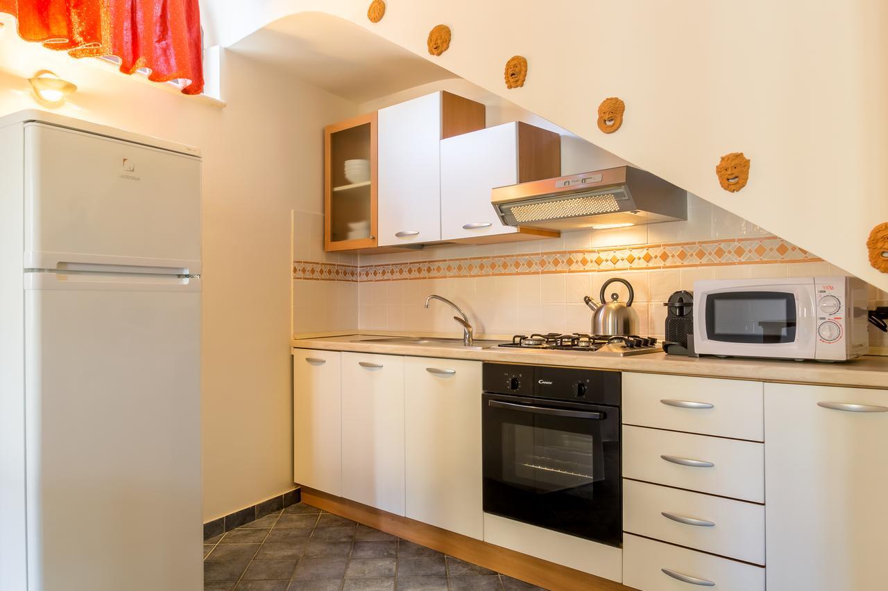 Amartia Apartments Taormina Kültér fotó