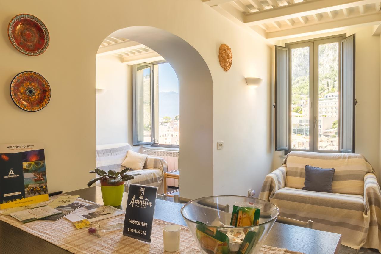 Amartia Apartments Taormina Kültér fotó